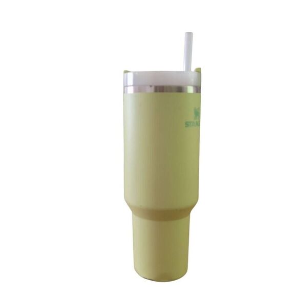 Stanley The Quencher H2.O FlowState 40oz Insulated Tumbler in Pomelo Green - Picture 4 of 13